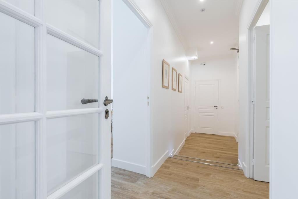 Apartamento Large Haussmanian In The Heart Of *