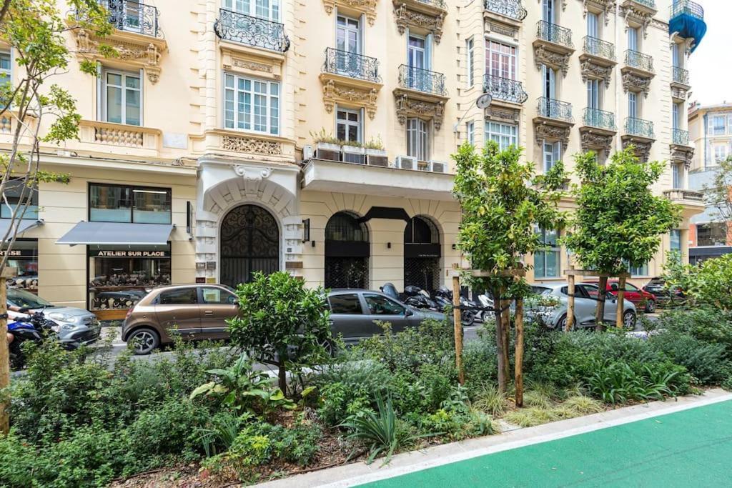 Large Haussmanian In The Heart Of Apartamento *